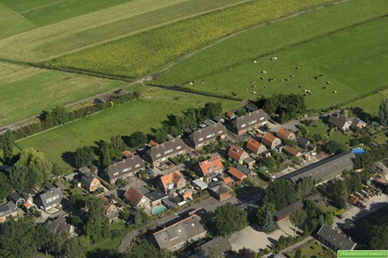 Luchtfoto's Maartensdijk / foto's Maartensdijk Nederlandinbeeld.nl