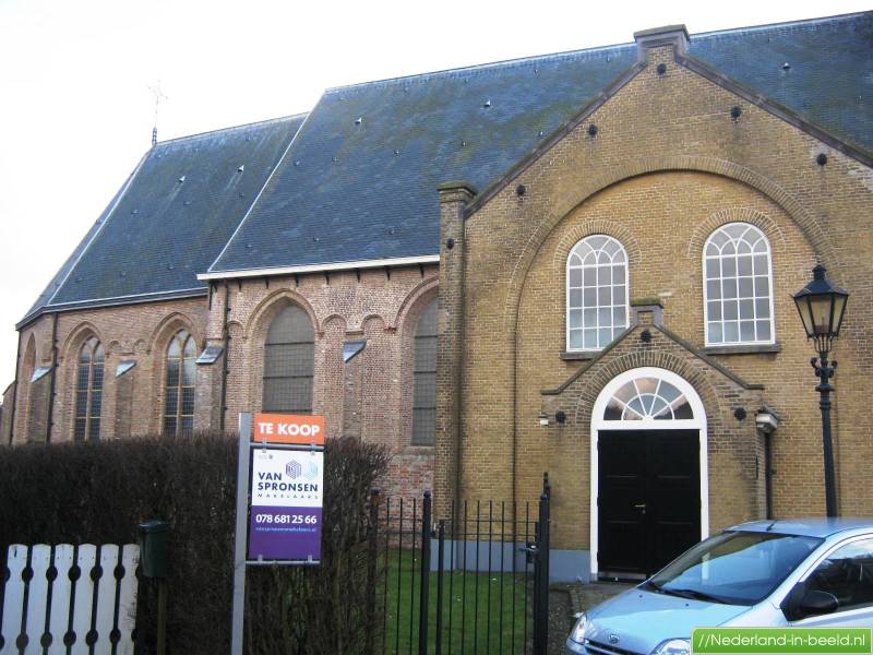 Hendrik Ido Ambacht > Kerkplein luchtfoto's / foto's | Nederland-in