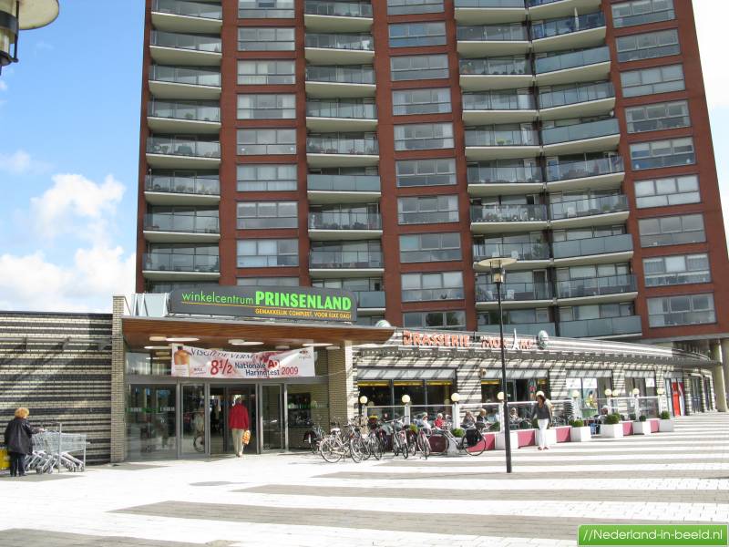 Rotterdam > Mia van IJperenplein luchtfoto's / foto's | Nederland-in