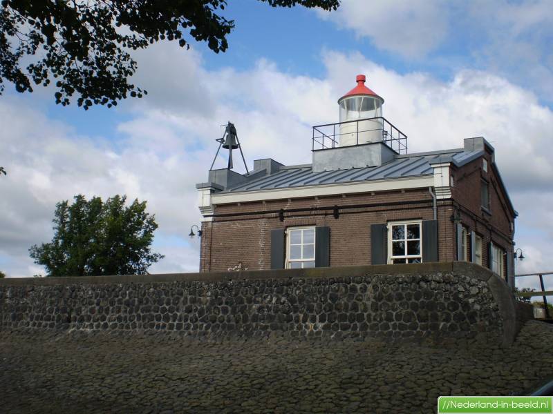 Luchtfoto's Kraggenburg / foto's Kraggenburg Nederlandinbeeld.nl