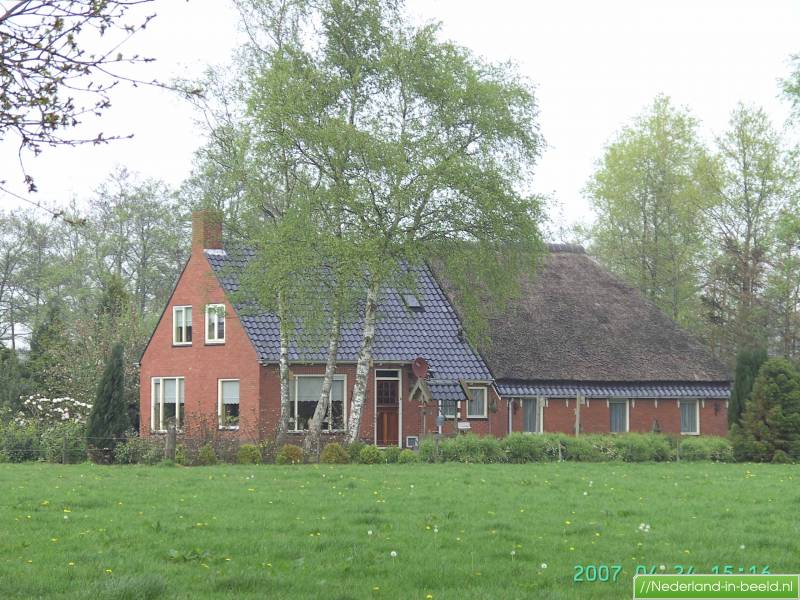 Luchtfoto's Boerakker / foto's Boerakker Nederlandinbeeld.nl