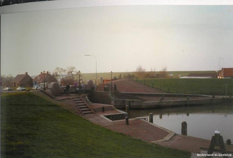 Luchtfoto's Termunterzijl / foto's Termunterzijl Nederlandinbeeld.nl