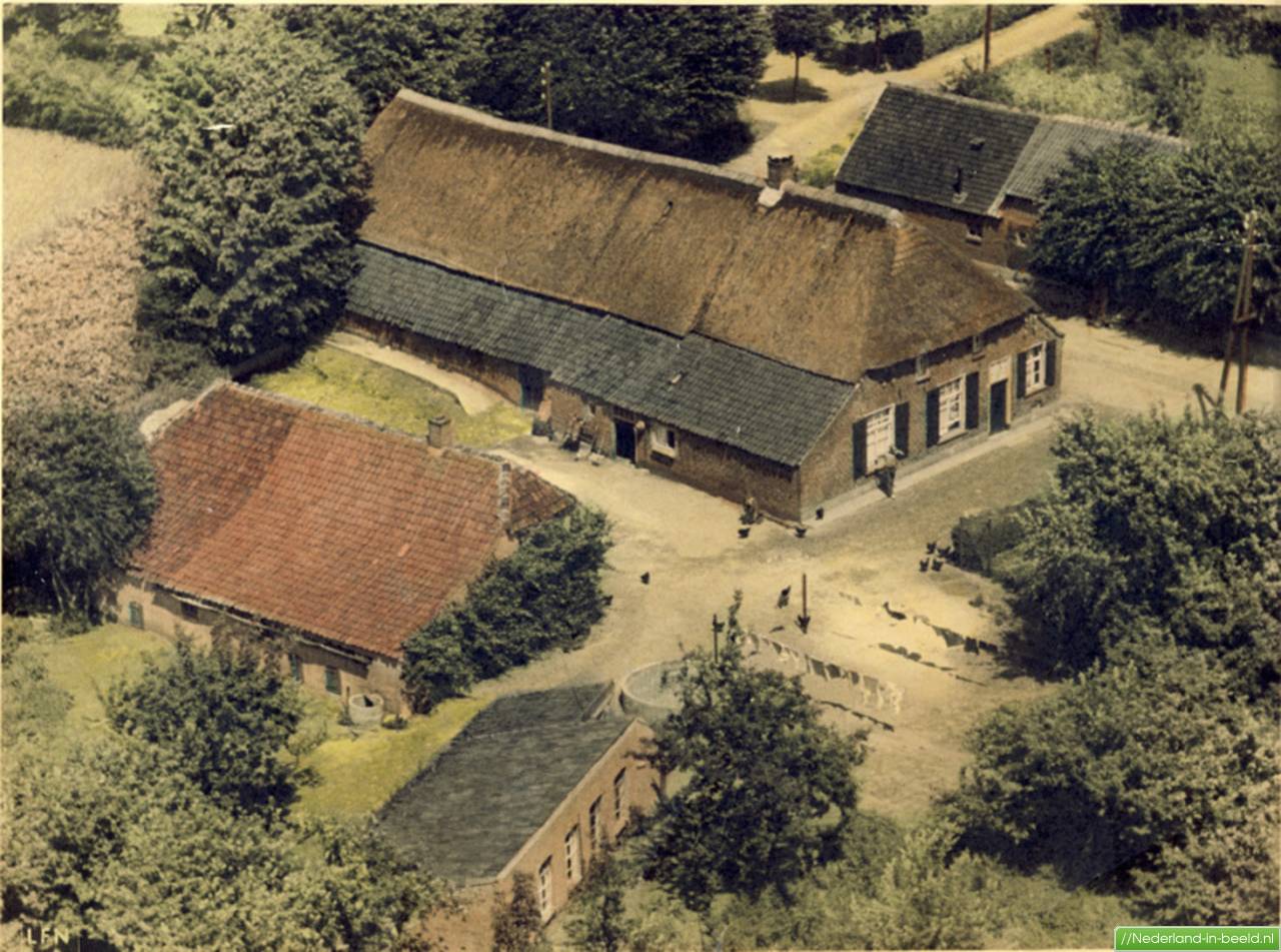 Luchtfoto's Uden / foto's Uden Nederlandinbeeld.nl