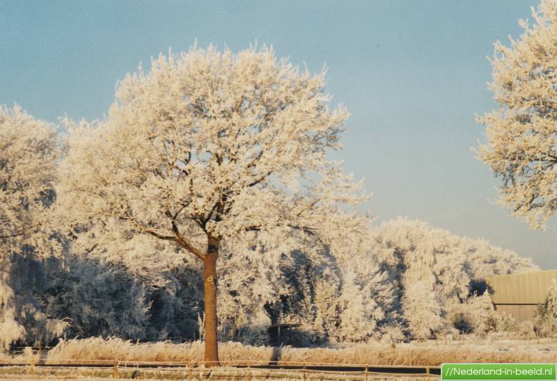 Luchtfoto's Sambeek / foto's Sambeek Nederlandinbeeld.nl