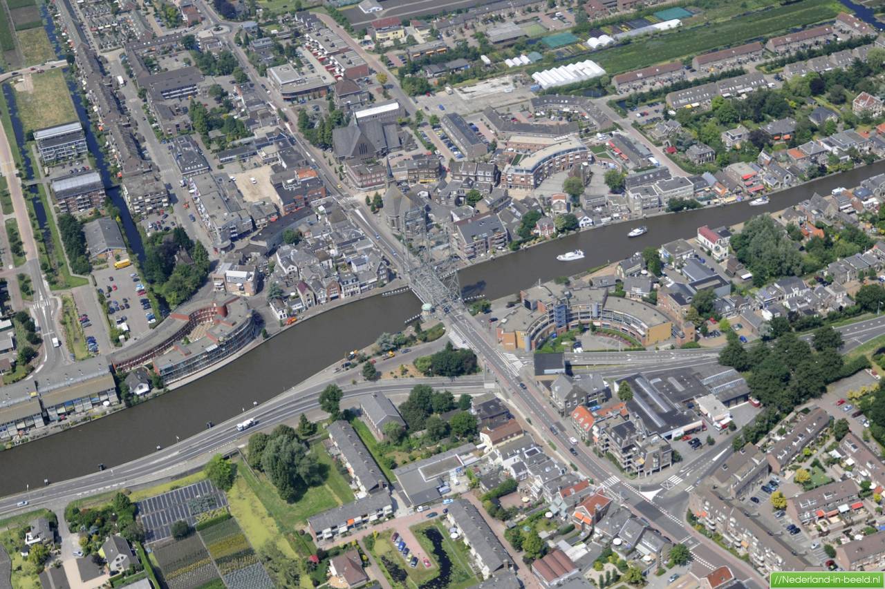 Luchtfoto's Boskoop / foto's Boskoop | Nederland-in-beeld.nl