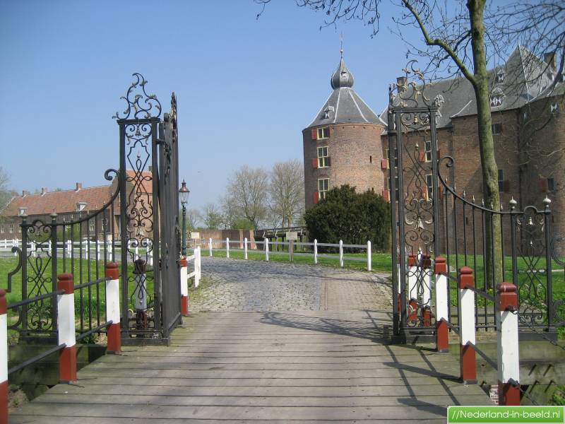 Luchtfoto's Ammerzoden / foto's Ammerzoden Nederlandinbeeld.nl