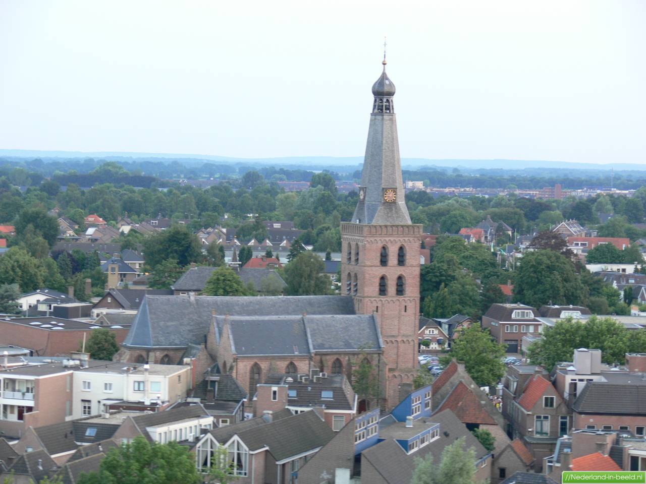 Luchtfoto's Barneveld / foto's Barneveld Nederlandinbeeld.nl