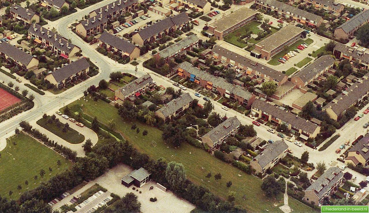 Luchtfoto's Benthuizen / foto's Benthuizen Nederlandinbeeld.nl